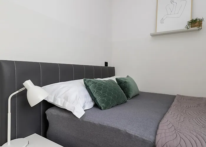 V Ajax Metro National Stadium منزل للإقامة